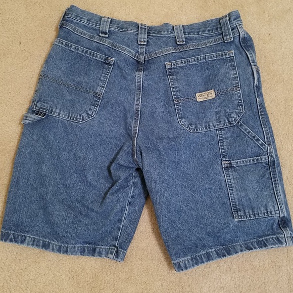 wrangler carpenter shorts 34
